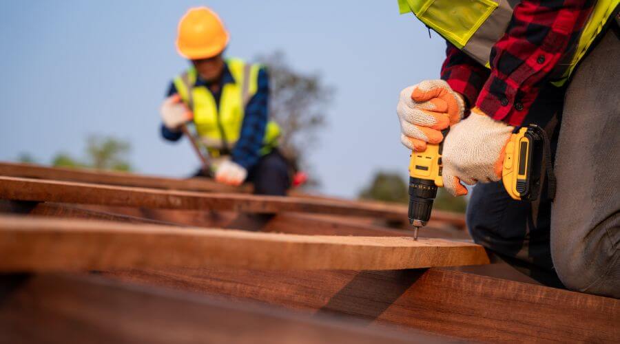 Expert flood damage restoration services in Dowling, MI